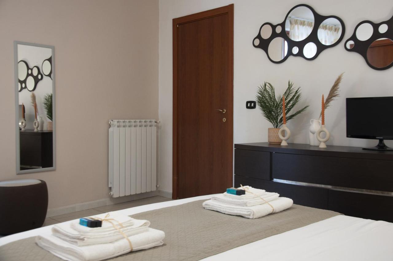 Le Muse Apartment กาแซร์ตา ภายนอก รูปภาพ