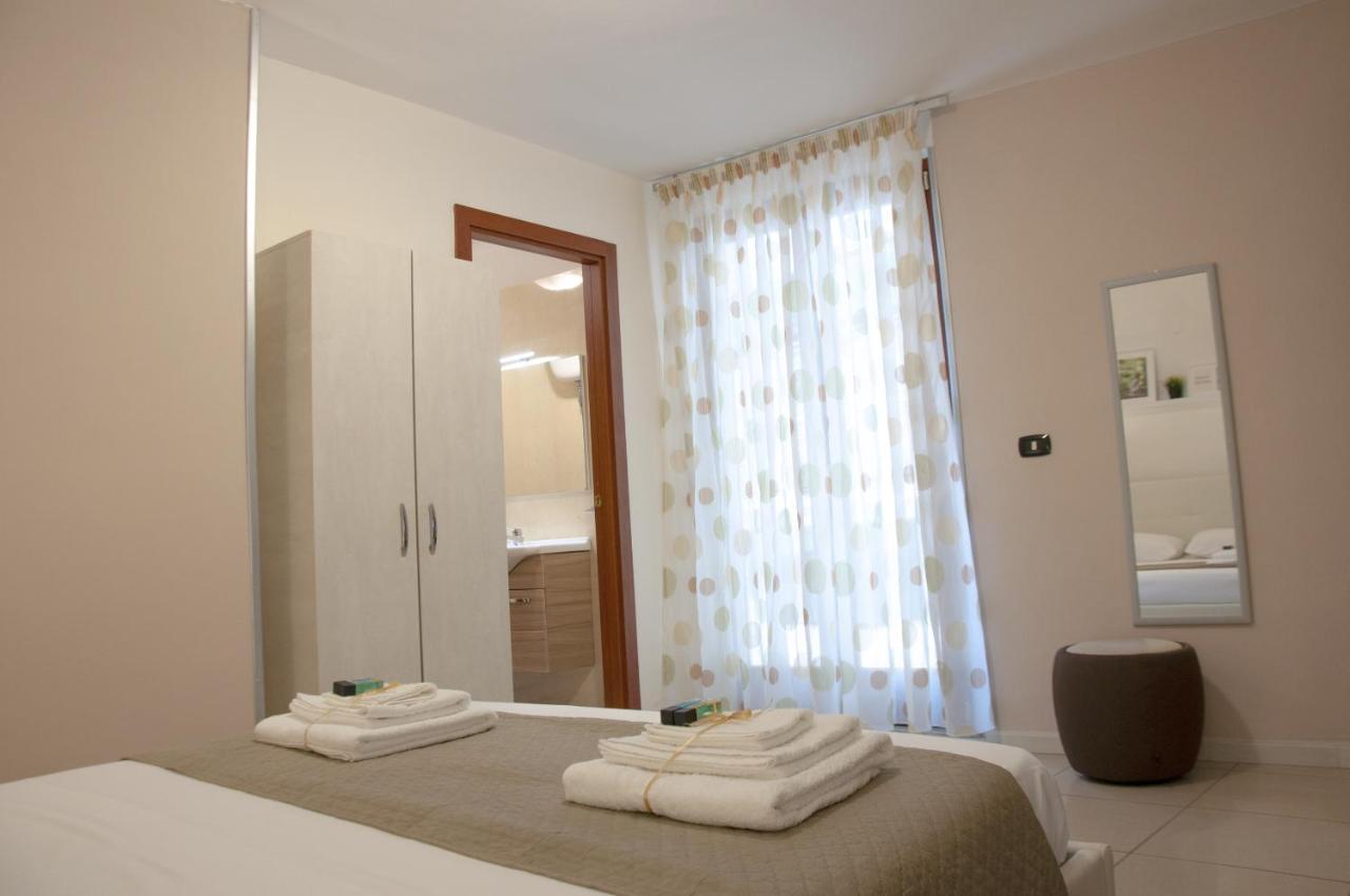 Le Muse Apartment กาแซร์ตา ภายนอก รูปภาพ