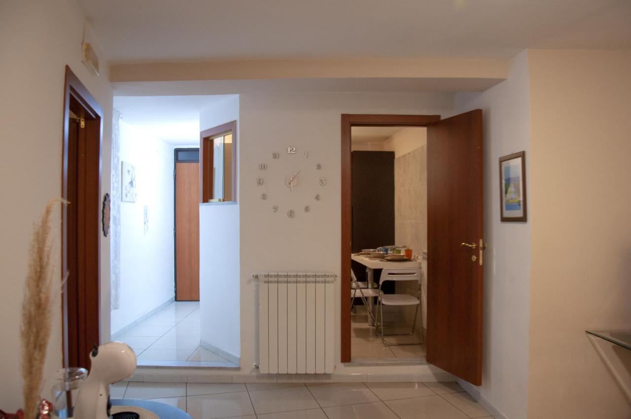 Le Muse Apartment กาแซร์ตา ภายนอก รูปภาพ