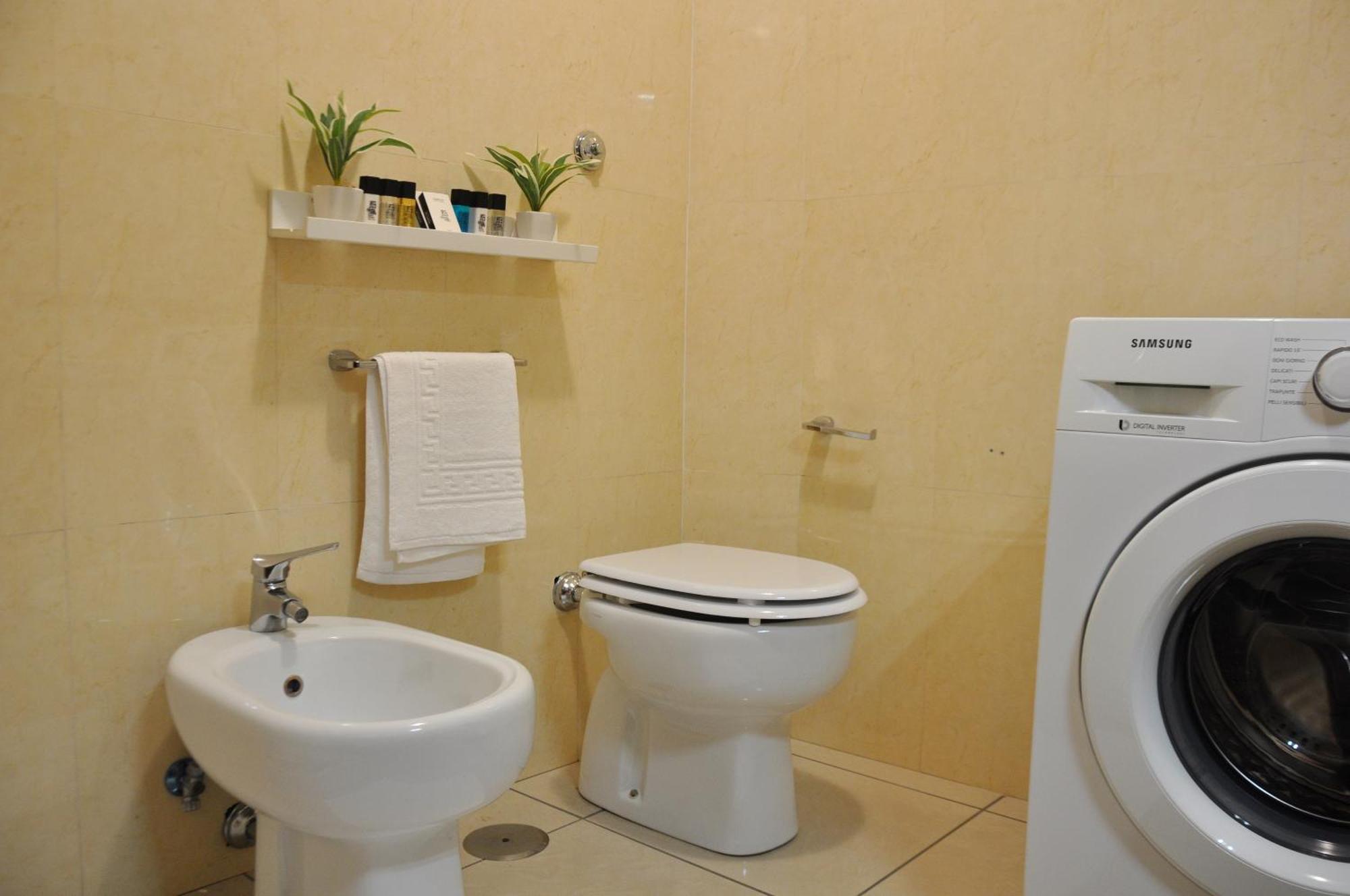 Le Muse Apartment กาแซร์ตา ภายนอก รูปภาพ