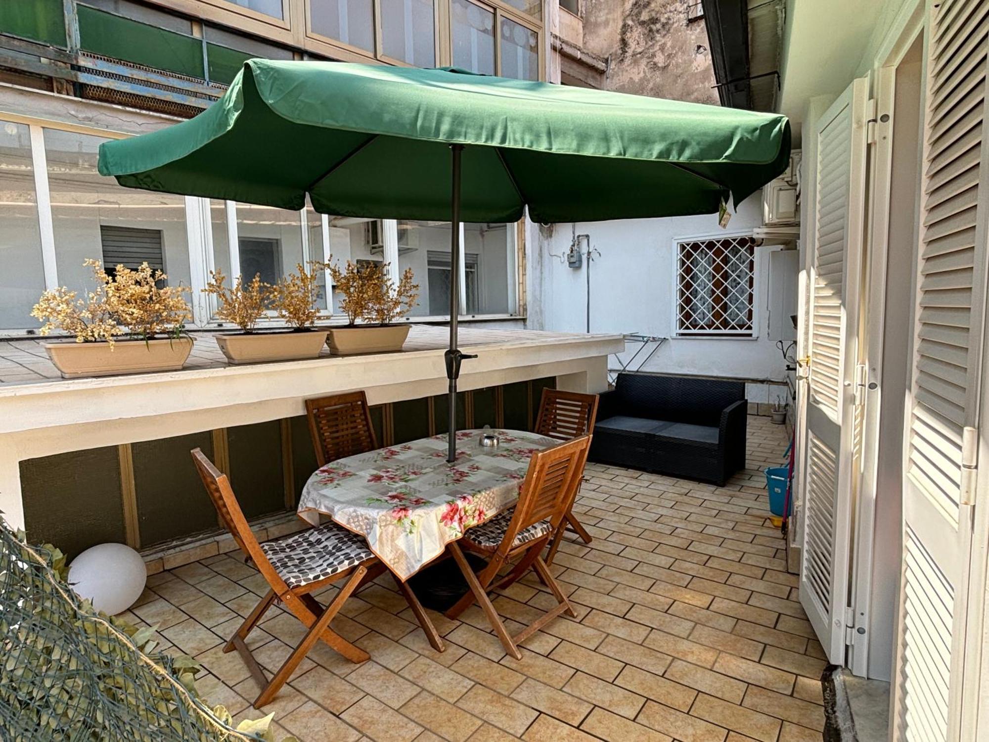 Le Muse Apartment กาแซร์ตา ภายนอก รูปภาพ